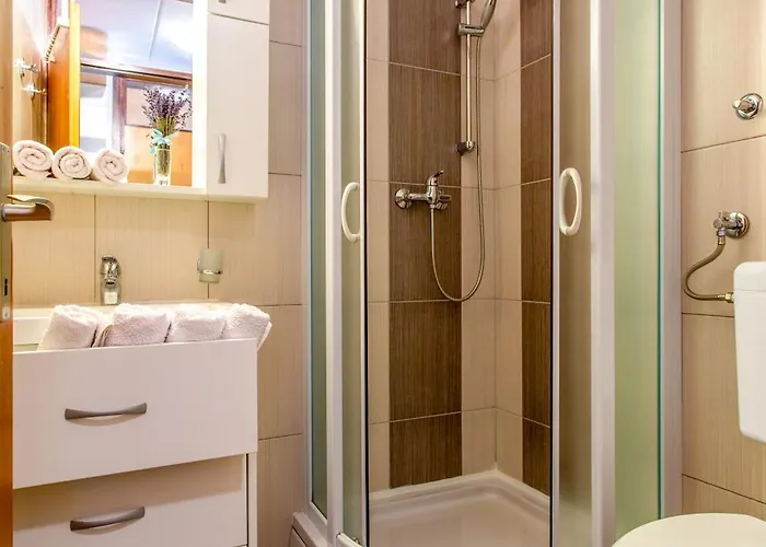 Apartma Planinski Raj Apartamento *